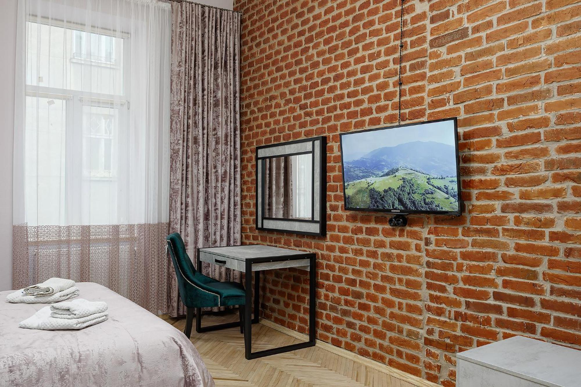 2 - Bedroom Apartments Galicia 利沃夫 外观 照片
